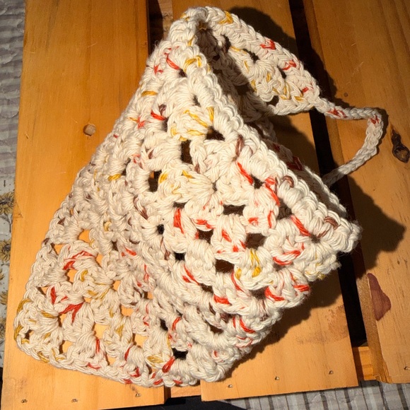 Handmade Crocheted Hair Accessory Set - Picture 4 of 5